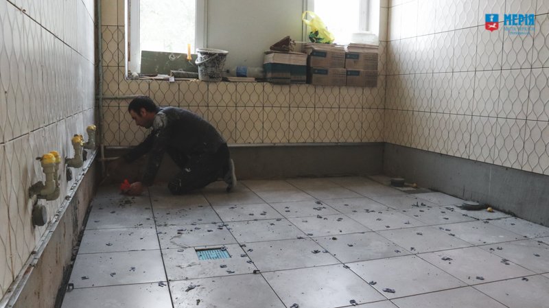 Облаштовують душові, пральню: в Черкасах готують шелтер для переселенців