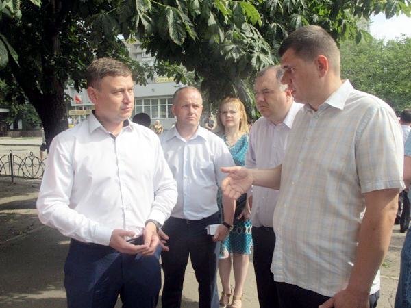 Обласна влада звернулася до Міносвіти з проханням підтримат..., фото-1 Обласна влада звернулася до Міносвіти з проханням підтримати трудовий колектив ЧДТУ, фото-1