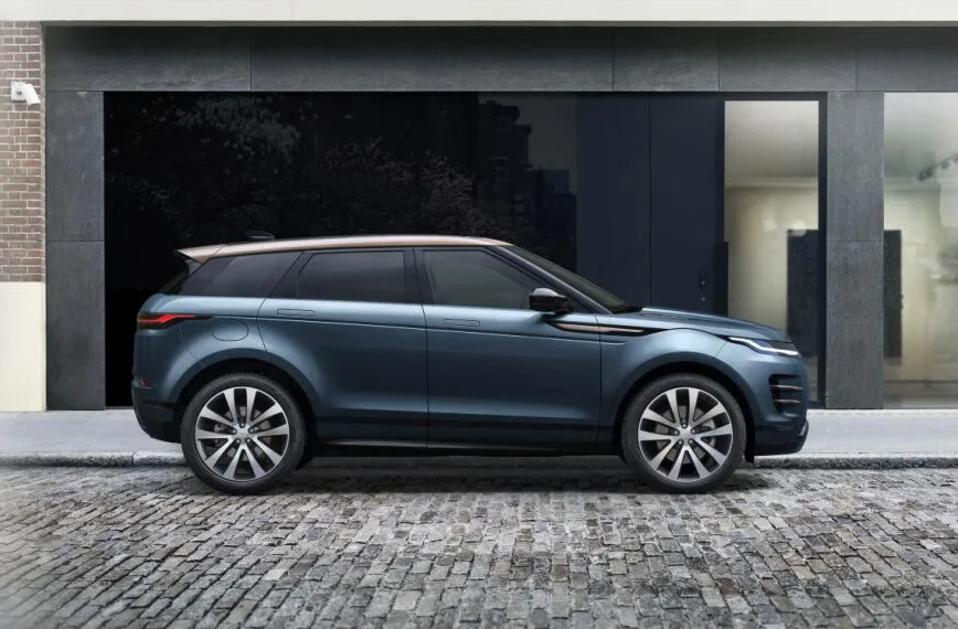 Land Rover Evoque: преміальний міський кросовер для щоденного комфорту та подорожей Land Rover Evoque: преміальний міський кросовер для щоденного комфорту та подорожей